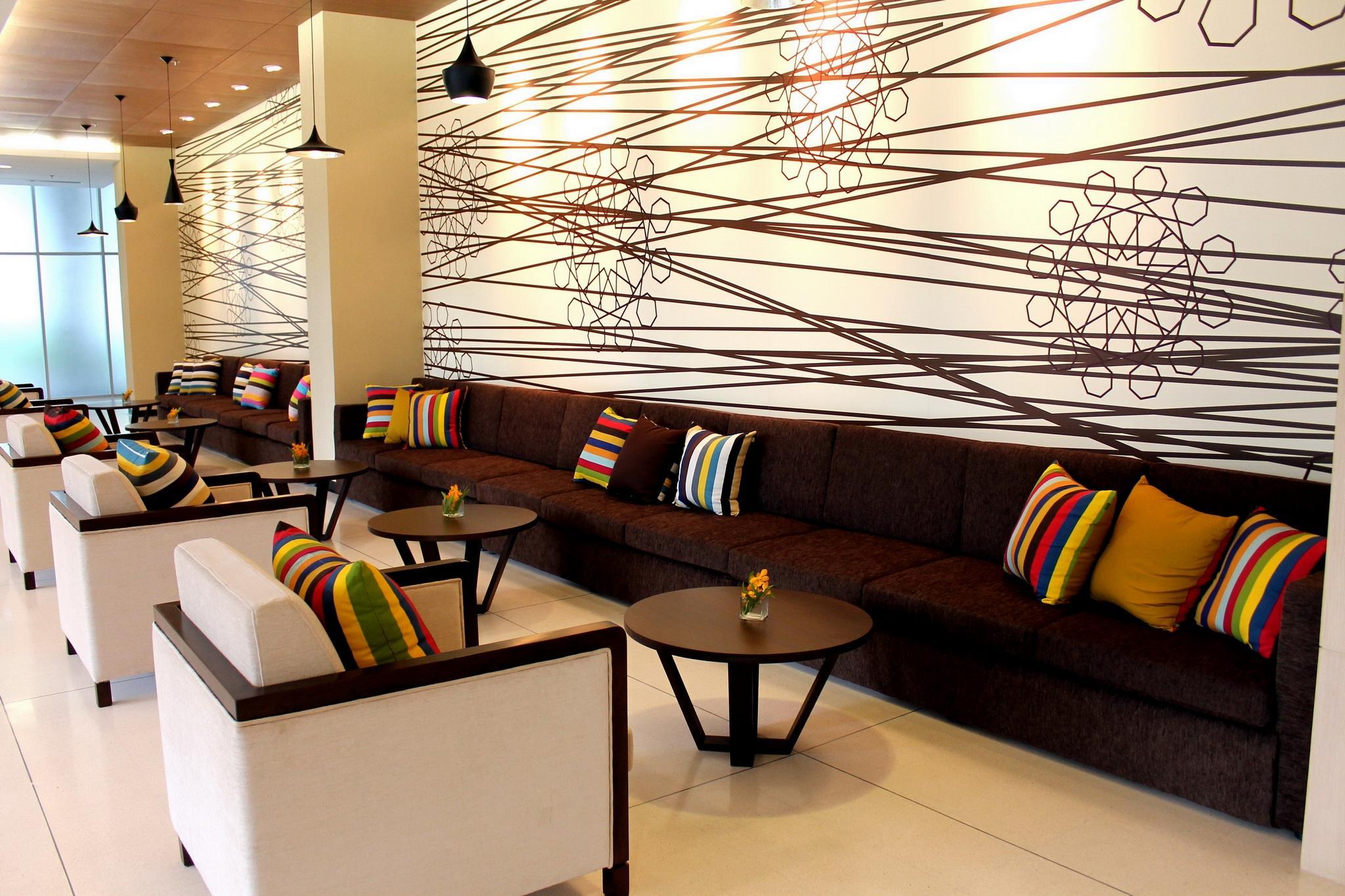 Centara Life Government Complex Hotel & Convention Centre Chaeng Watthana Bangkok Exterior photo