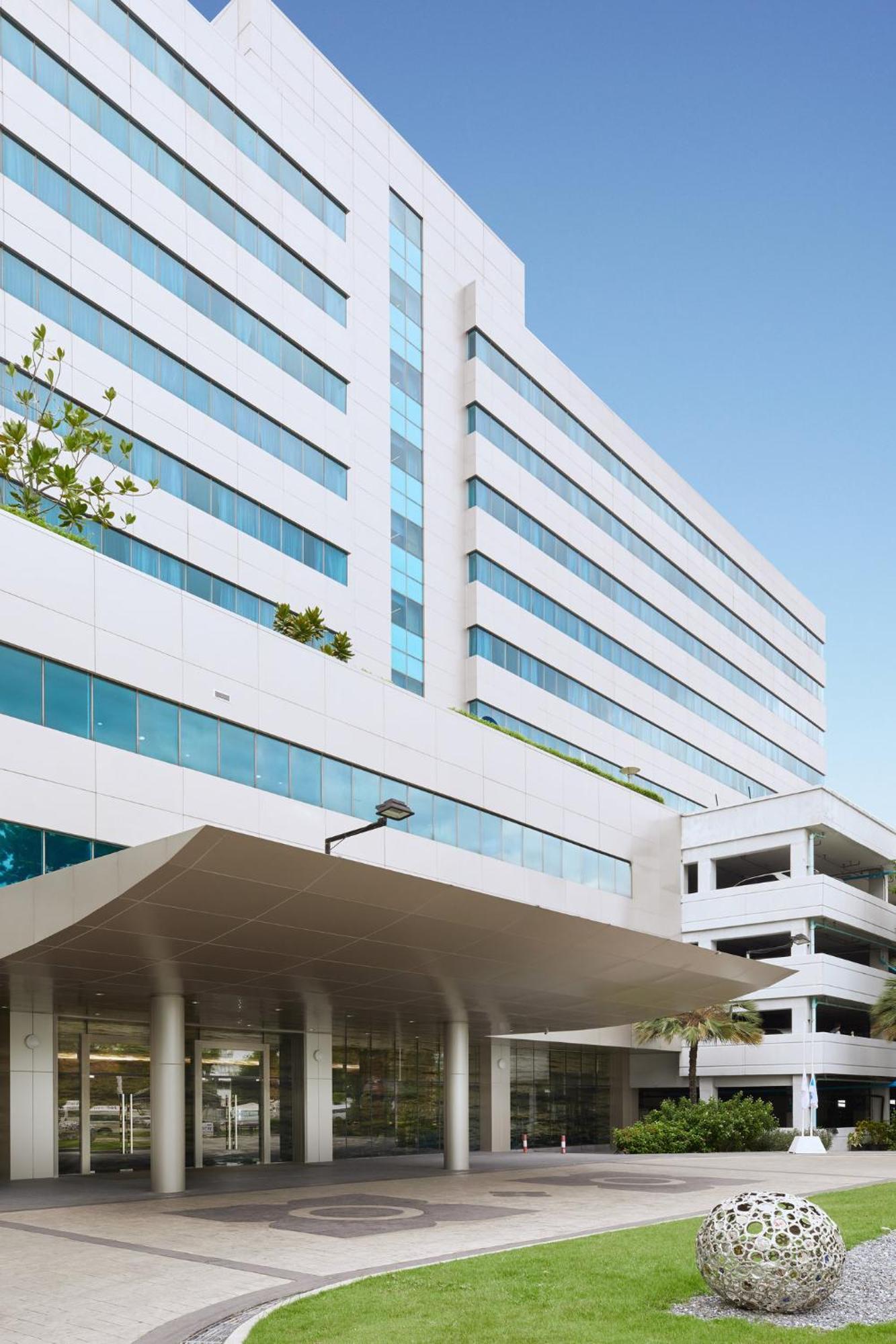 Centara Life Government Complex Hotel & Convention Centre Chaeng Watthana Bangkok Exterior photo